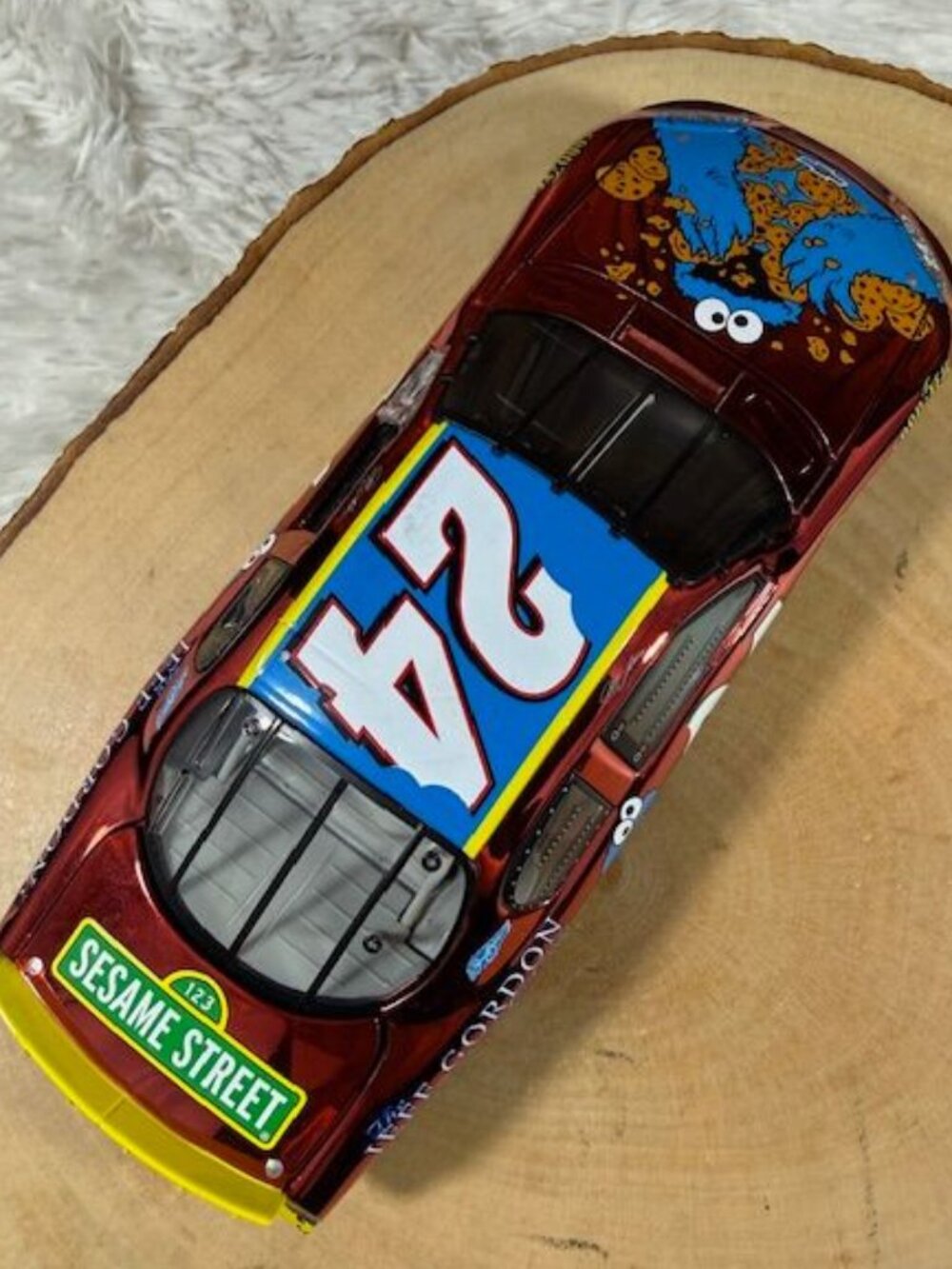 Vintage Jeff Gordon #24 Foundation Sesame Street II 2003 Monte Carlo 1:24 Car - Picture 14 of 16